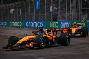 Ландо Норріс, Оскар Піастрі, McLaren, Формула-1, Гран-прі Сінгапуру