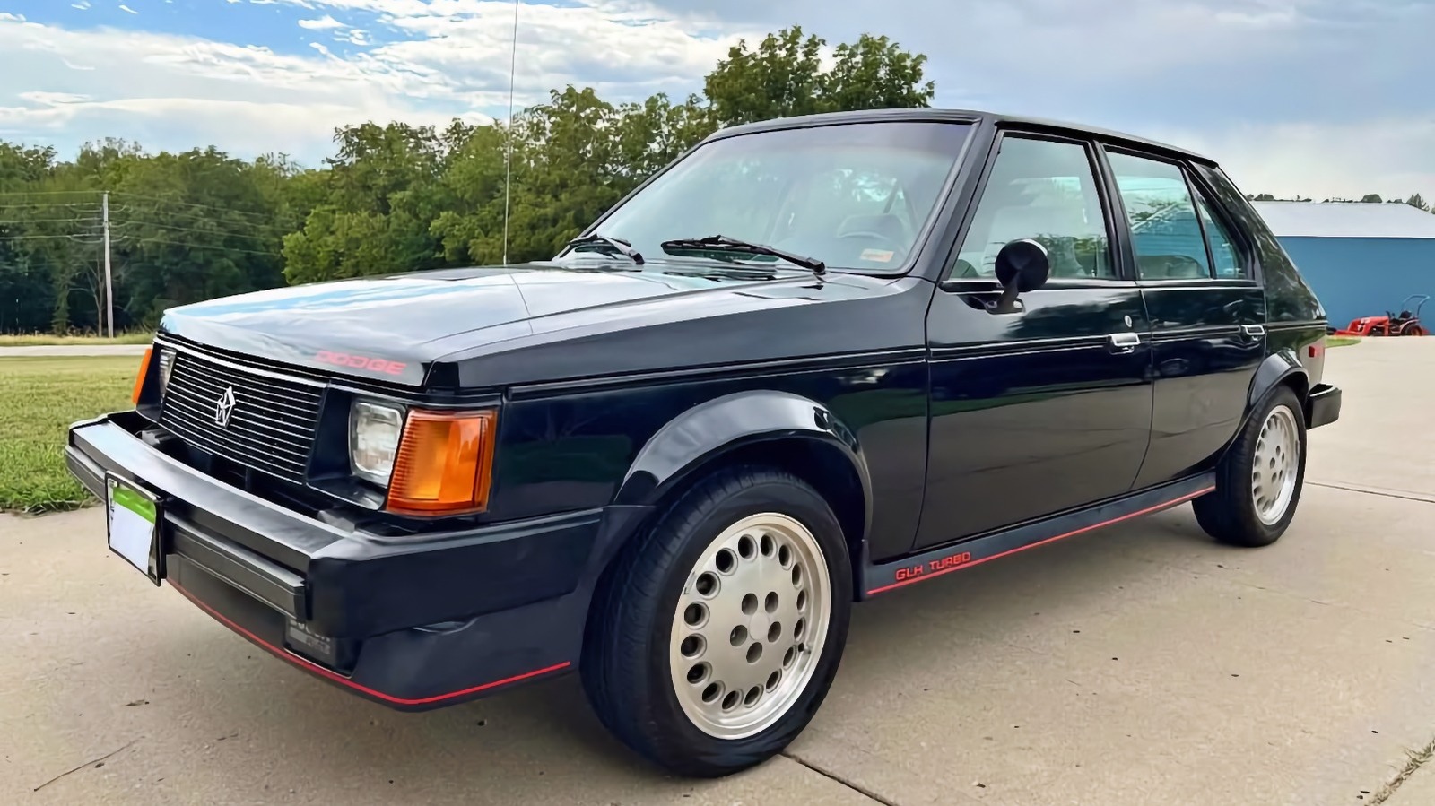 Чи варто купувати Dodge Omni Shelby GLH-T 1986 року за $9,500?
